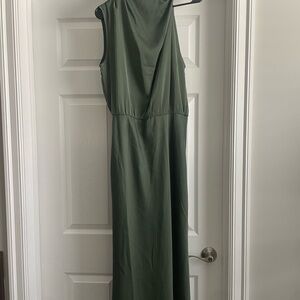 Elegant Green Sleeveless Dress
